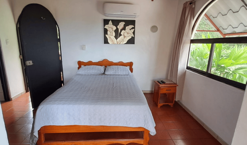 Garabito, 5 Bedrooms Bedrooms, 6 Rooms Rooms,8 BathroomsBathrooms,Commercial,For Sale,1226